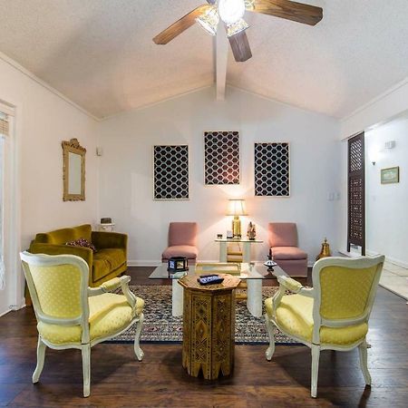 Oasis Near Dfw Airport With Mediterranean Setting Irving Kültér fotó