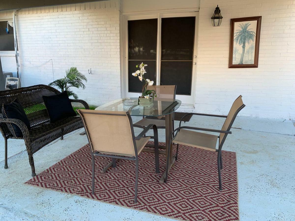 Oasis Near Dfw Airport With Mediterranean Setting Irving Kültér fotó